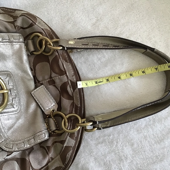 Vintage Authentic Coach large bag. - Picture 14 of 16